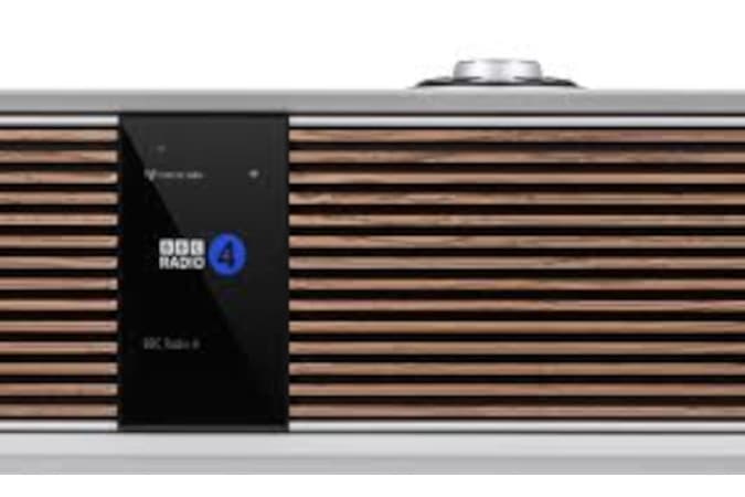 ruark r810