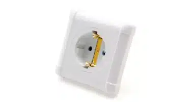 Oyaide SWD-GX-E Schuko AC Wall Outlet