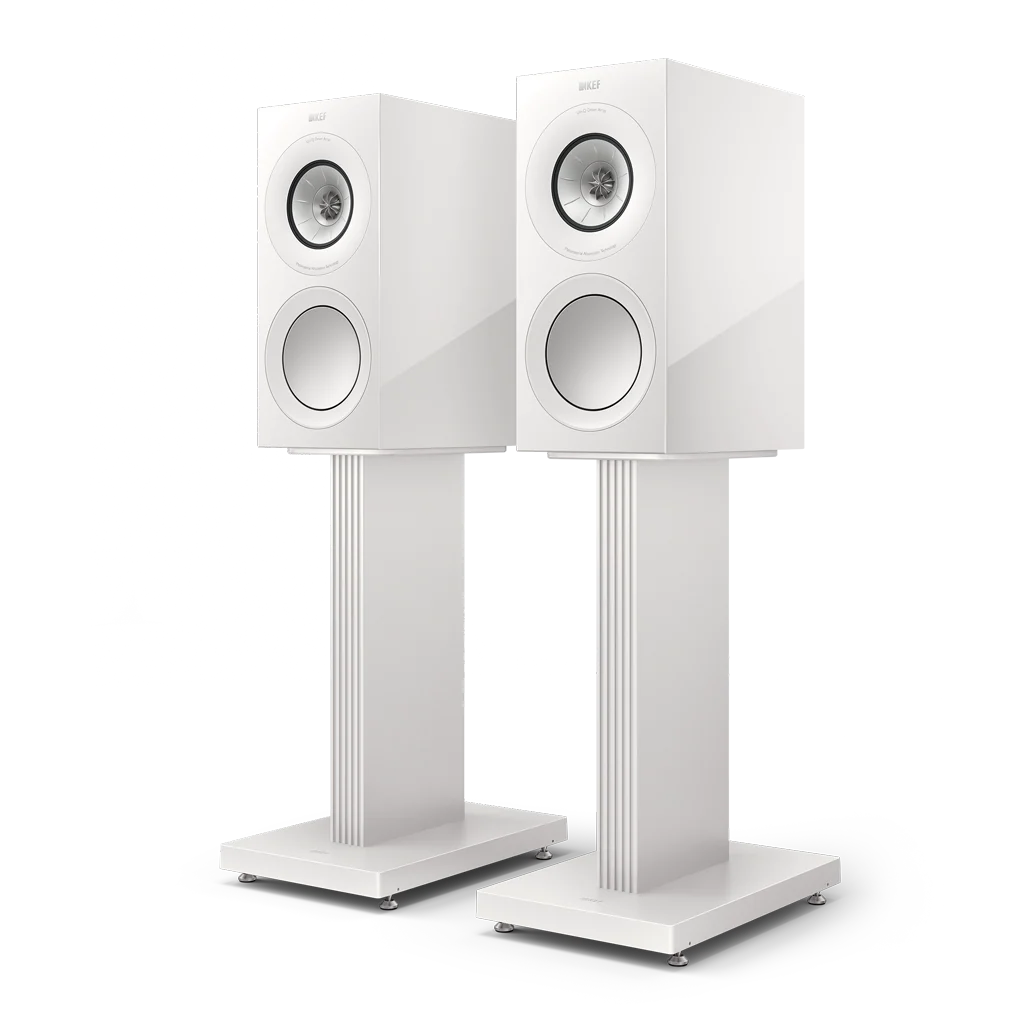 KEF R3 Meta bookshelf speakers in White Gloss front view