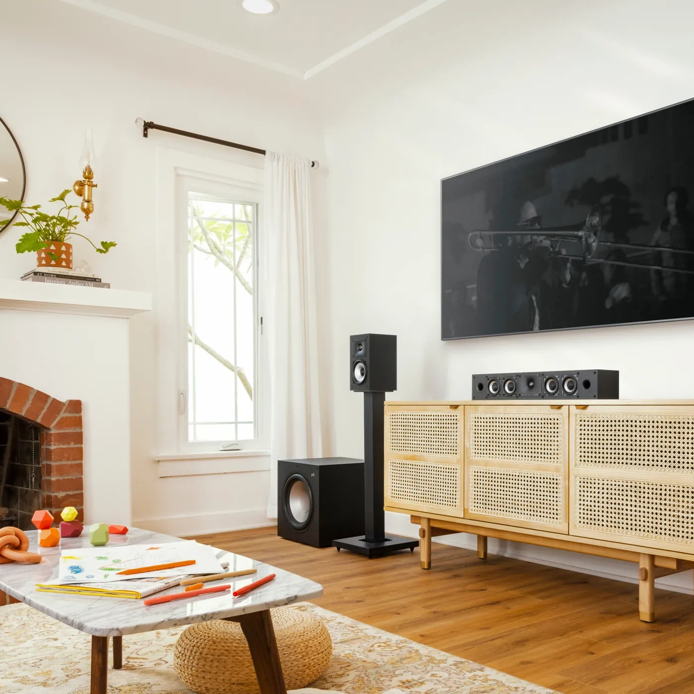 Polk Audio Monitor XT35 Black center channel speaker