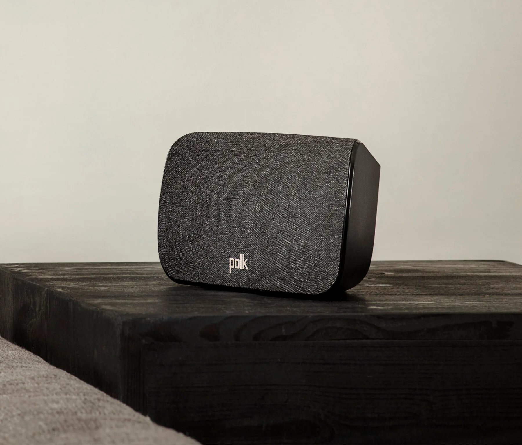 Polk Audio SR2 Wireless Surround Speakers